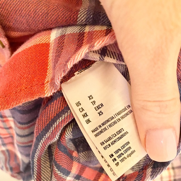 American Eagle Boyfriend Fit Flannel - Picture 4 of 7